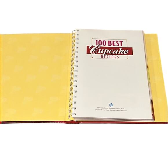 Favorite Brand Name 100 Best Cupcake Recipes Cookbook - Picture 3 of 6